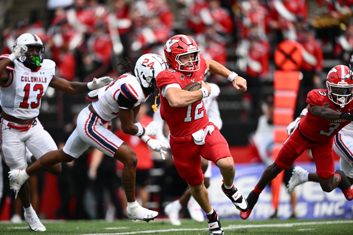 Youngstown State (2-0) 56, Robert Morris (0-2) 17

YSU's Beau Brungard had 10 carries for 264 yards (Missouri Valley Conference record for a QB). He scored four TDs and passed for one more.

📸 @YSUfootball