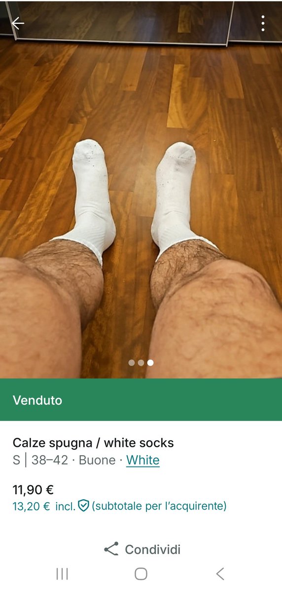 Attivosex87's tweet image. Qualcuno ha comprato le #calze perché:
A - ne aveva bisogno
B - voleva sentire il mio #odore
C - voleva sentire il mio #sudore
D - voleva sentire l'odore, il sudore e la #sborra
Chi vuole vedere i #piedi senza calze mi scriva in DM e comprate le mie calze