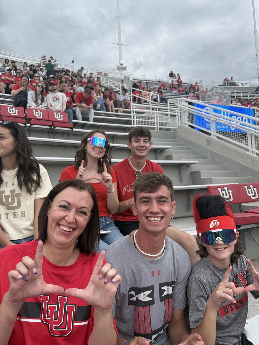 bearbawden's tweet photo. #UTESGAMEDAY https://t.co/JBcsNoNJwc