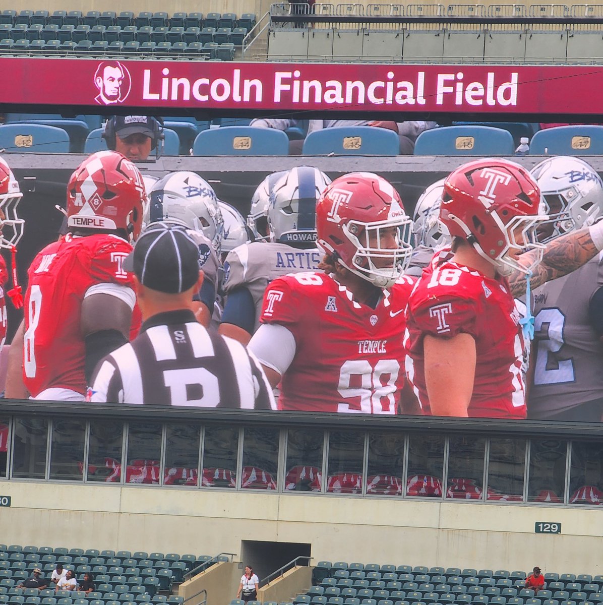 AwotundeAlston tweet media