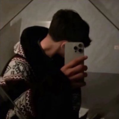 x518a's tweet photo. #صورة_جديدة_للملف_الشخصي https://t.co/wXi0fWwvJK