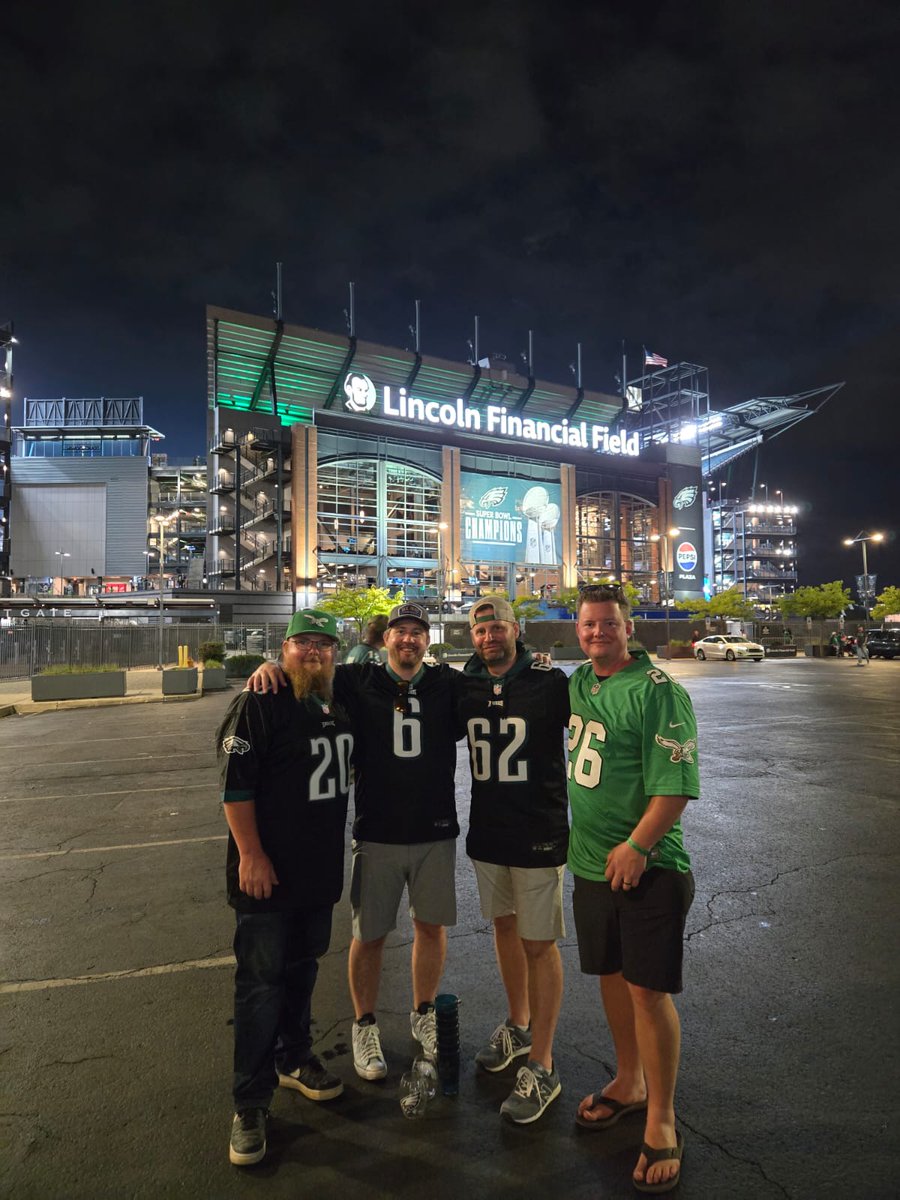 Back to reality in Sasky today, but had an all time experience with the boys in Philly for a few days!