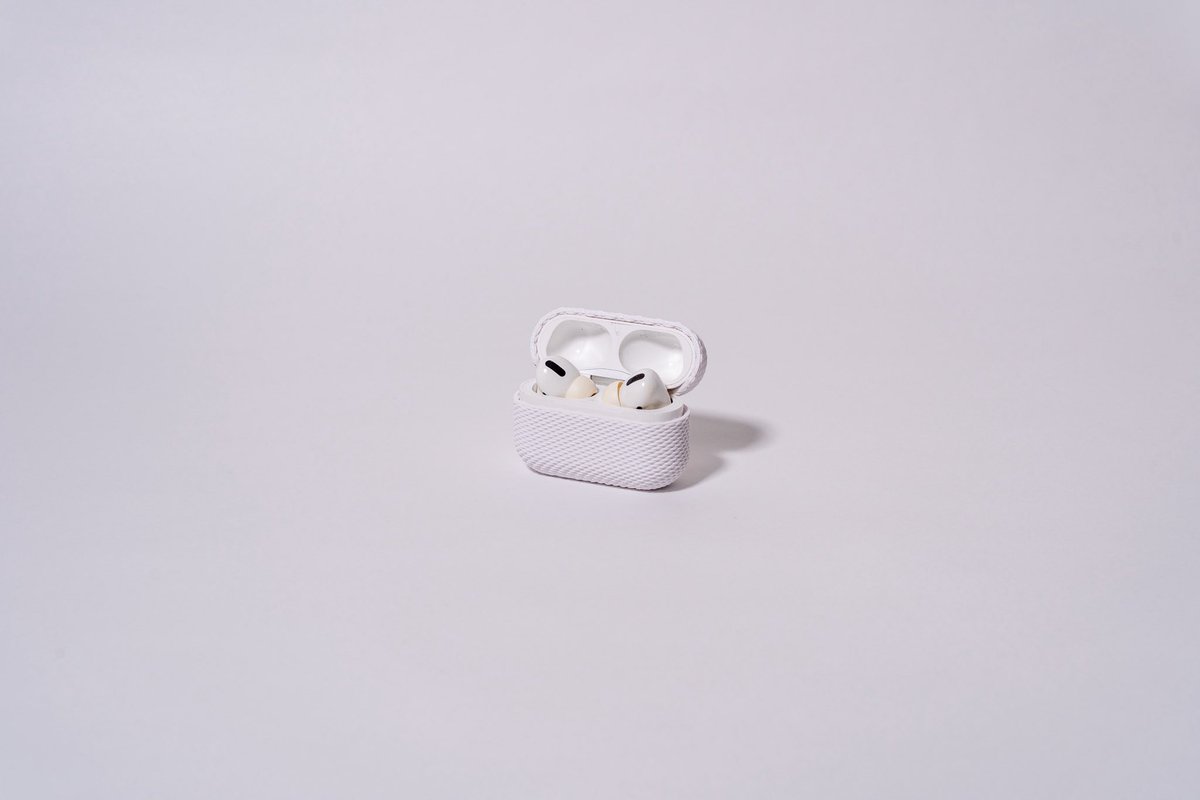 l5works's tweet photo. お寿司ネタシリーズ (Airpodsケース)販売してます！
最終日も新作を藝祭で販売してます！
今日はいよいよ藝祭のアートマーケット最終日！
お待ちしております！
#藝祭　#藝祭アトマ #藝祭アートマーケット #東京藝術大学 https://t.co/gsgbgq2wpR