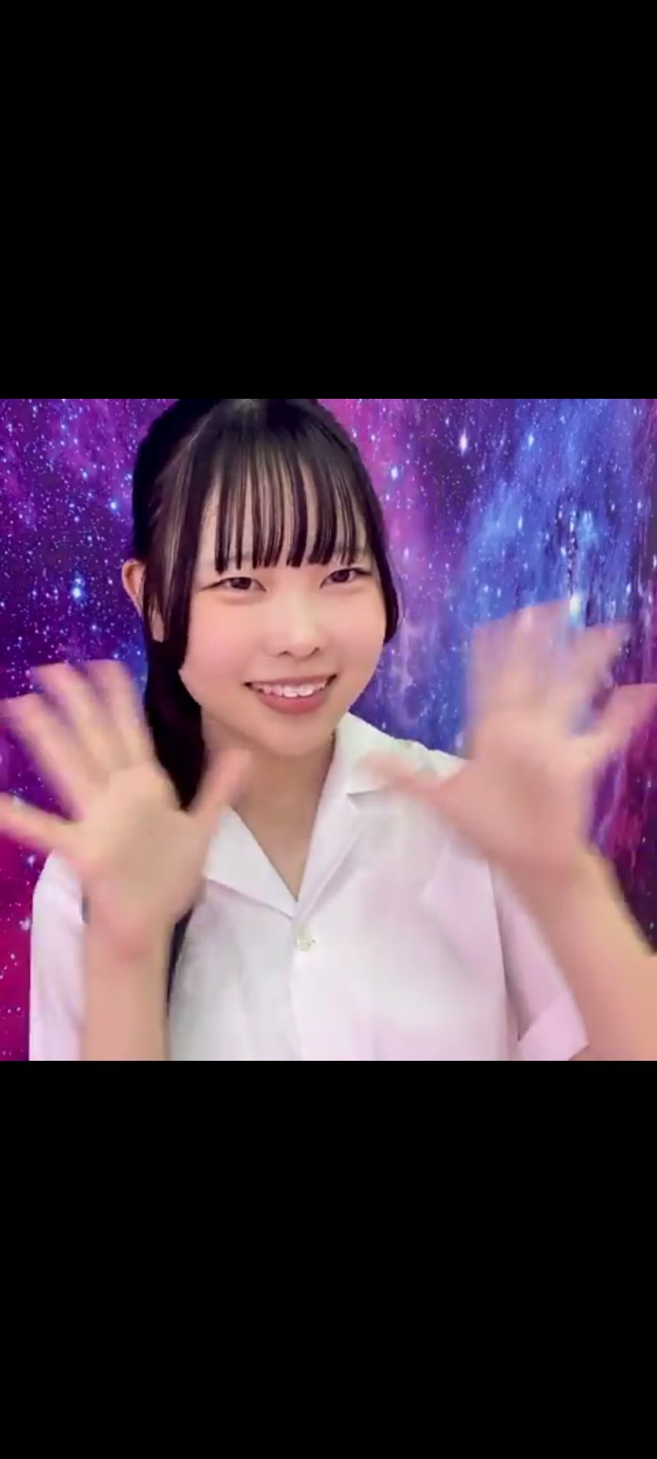 あみ♡ あみ🦊 | ‎. 2日に1回は制服の人ꕀ 🏫 𐨢 はろー うぇーいっ