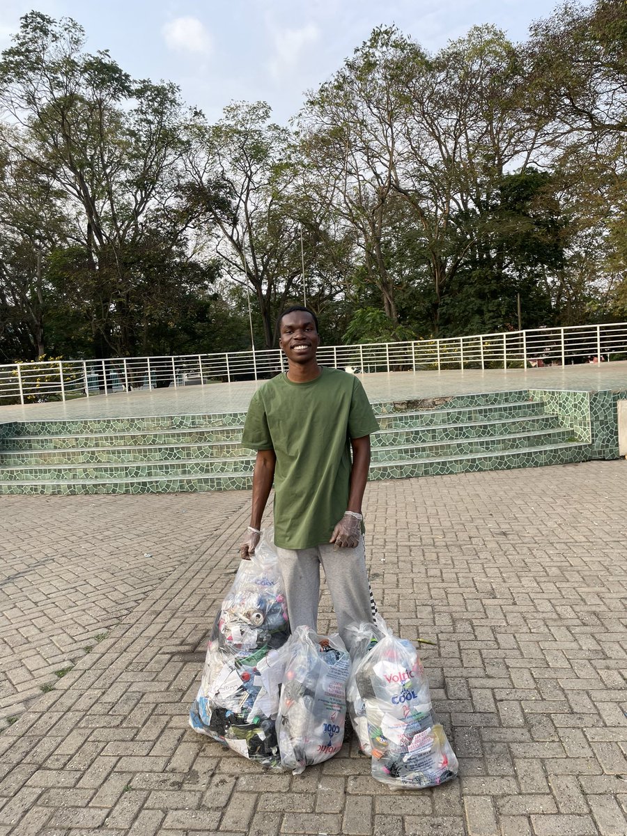 Appiah Derrick tweet media