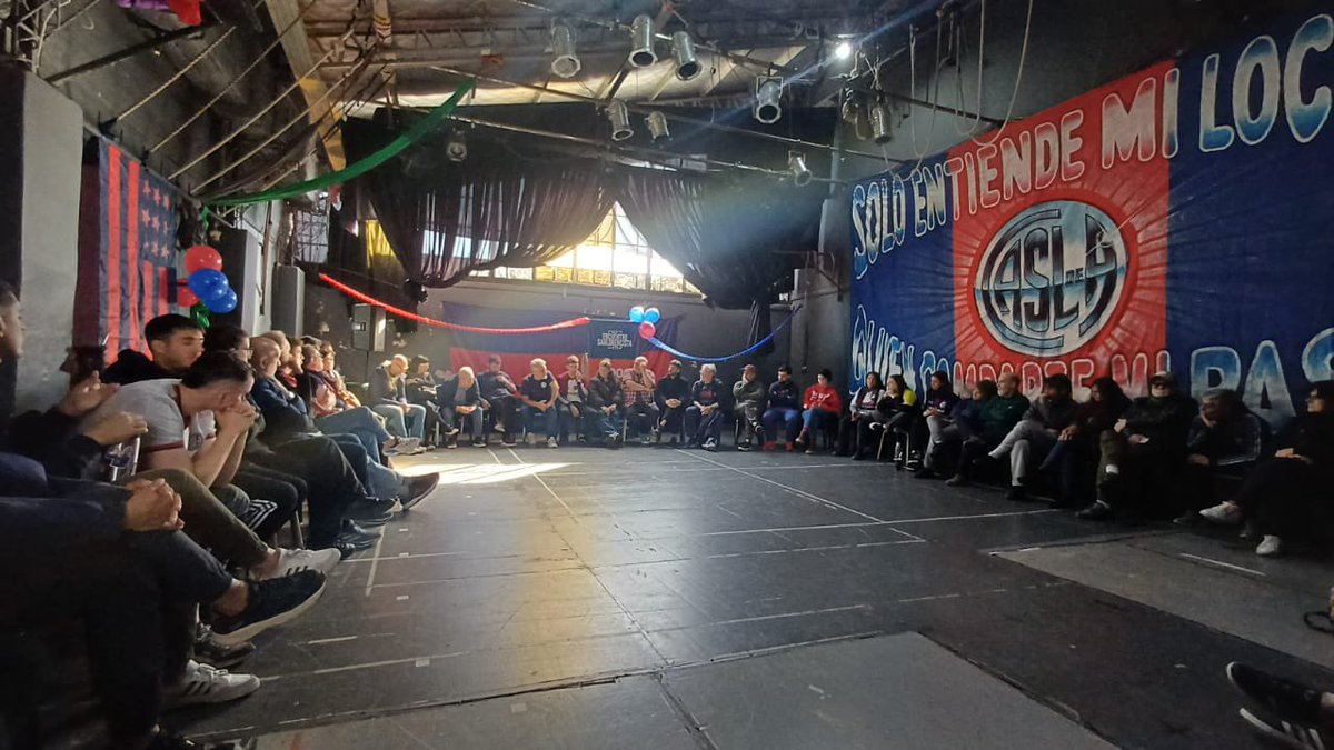 Vientos de renovación soplan en Boedo. Gran 1er encuentro Sanlorencista.

<a href="/lorenzo_vive/">Lorenzo Vive</a> <a href="/ESanlorencista/">Encuentro Sanlorencista</a>