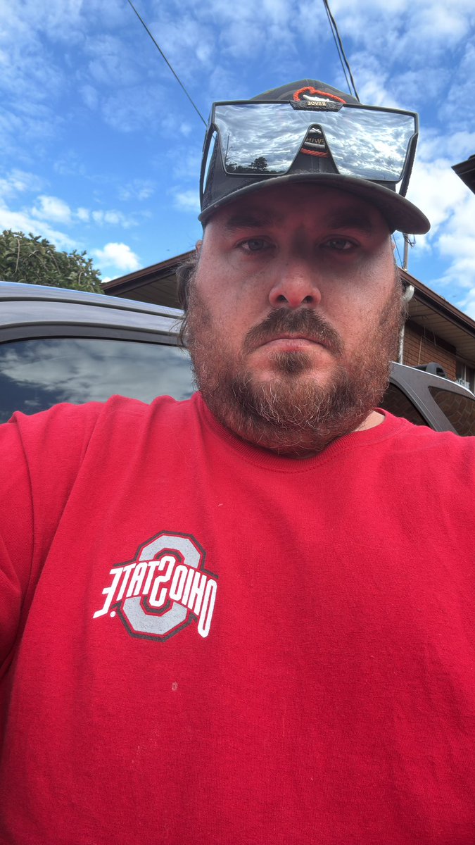 DanSage19's tweet photo. @knucklestrains @robinloveslife @CbusAlumni @caro_bucks @BuckeyeFrank419 @AmberHolley05 @DonnyK1212 @TonyMil80150281 @Megmeg32 @RNRA91 @EverythingOSU @buckeyetj27 @embattledbuck @gmanny27 @jay13sand @cjoneshoops @sam_strawn57 @BuckeyeOutside Go buckeyes https://t.co/WZ2EChjkVN