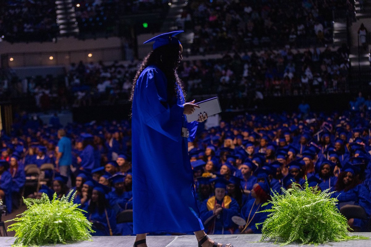 Whether in Tampa, FL, or across the nation, we are so excited to celebrate our graduating Pumas on Saturday, September 13! 🎓If you are celebrating virtually with us, here are some ways to celebrate your achievement! 👇

💙 Host a commencement party with your friends and family.