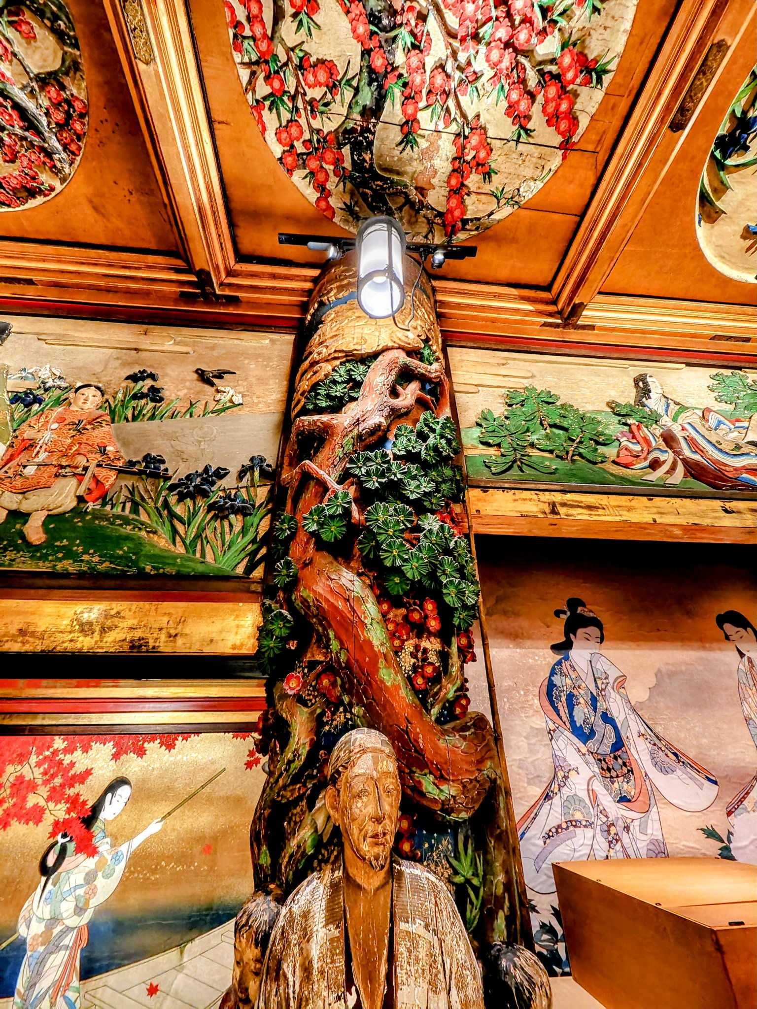 瞬間的お値下げ❣️豪邸発掘品！ヴィンテージ欅 木製 火鉢 角型 彫刻入りハンドル 瞬間的お値下げ❣️豪邸発掘品！ヴィンテージ欅 木製 火鉢 角型