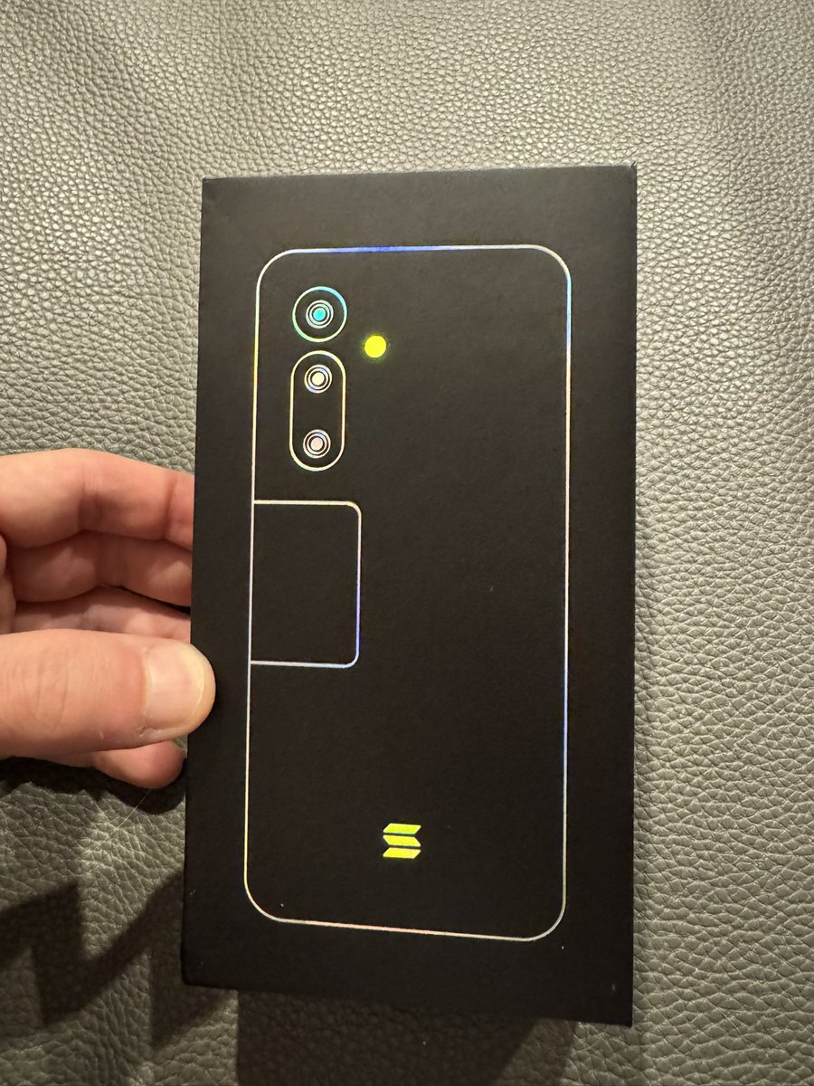 Ultimate distraction just arrived <a href="/solanamobile/">Seeker | Solana Mobile</a> from <a href="/solana/">Solana</a>