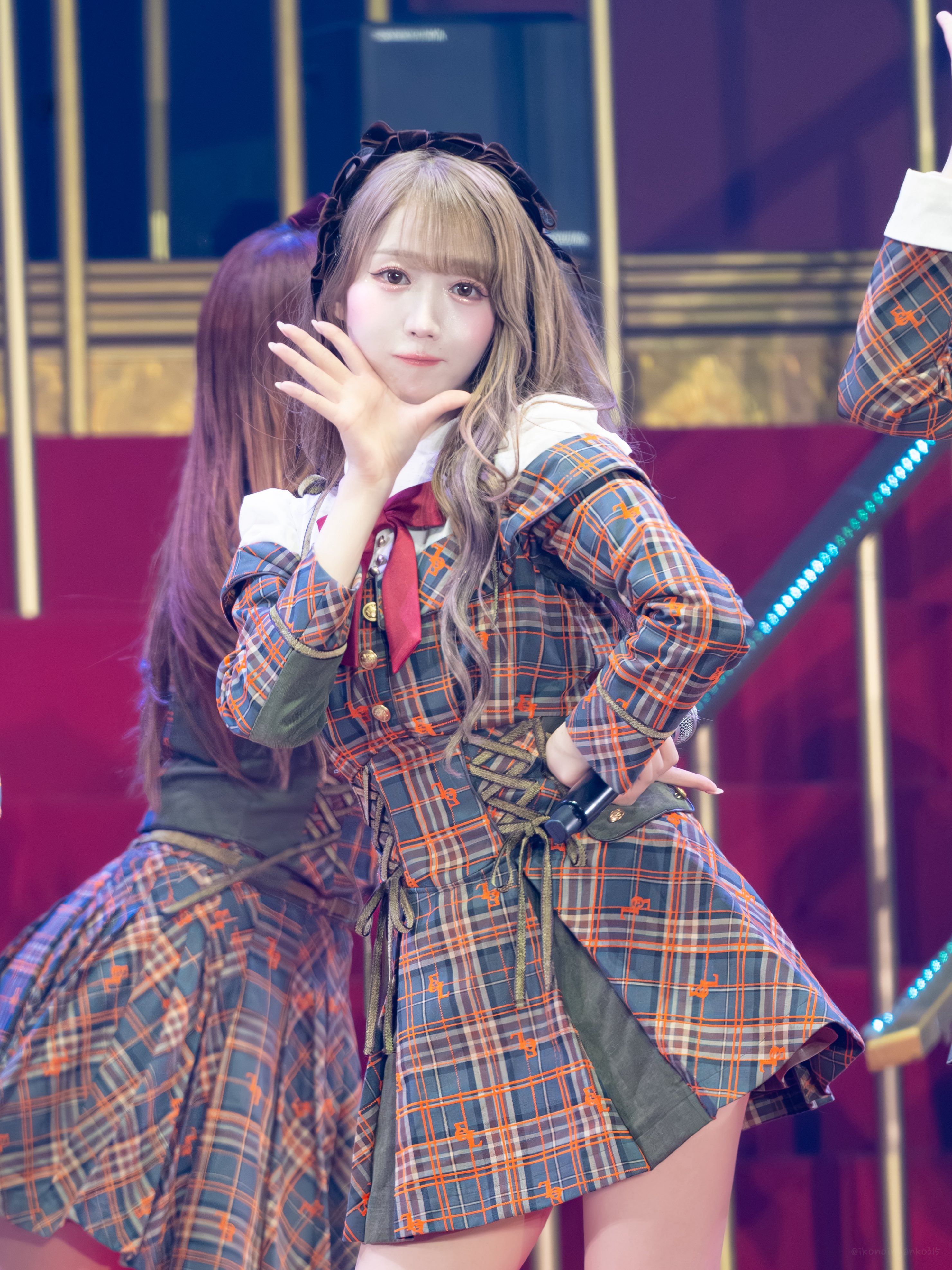 大谷映美里　ラブソングに襲われる　生写真　直筆　ヒキ　チュウ　イコラブ 大谷映美里 ラブソングに襲われる 生写真 直筆 ヒキ チュウ