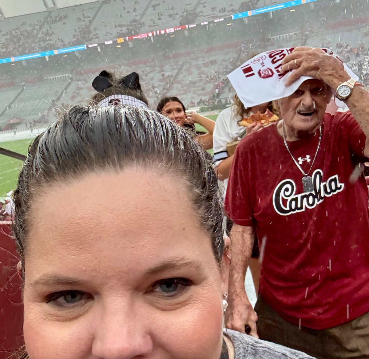 GUESS WHO I JUST EVACUATED THE STADIUM WITH