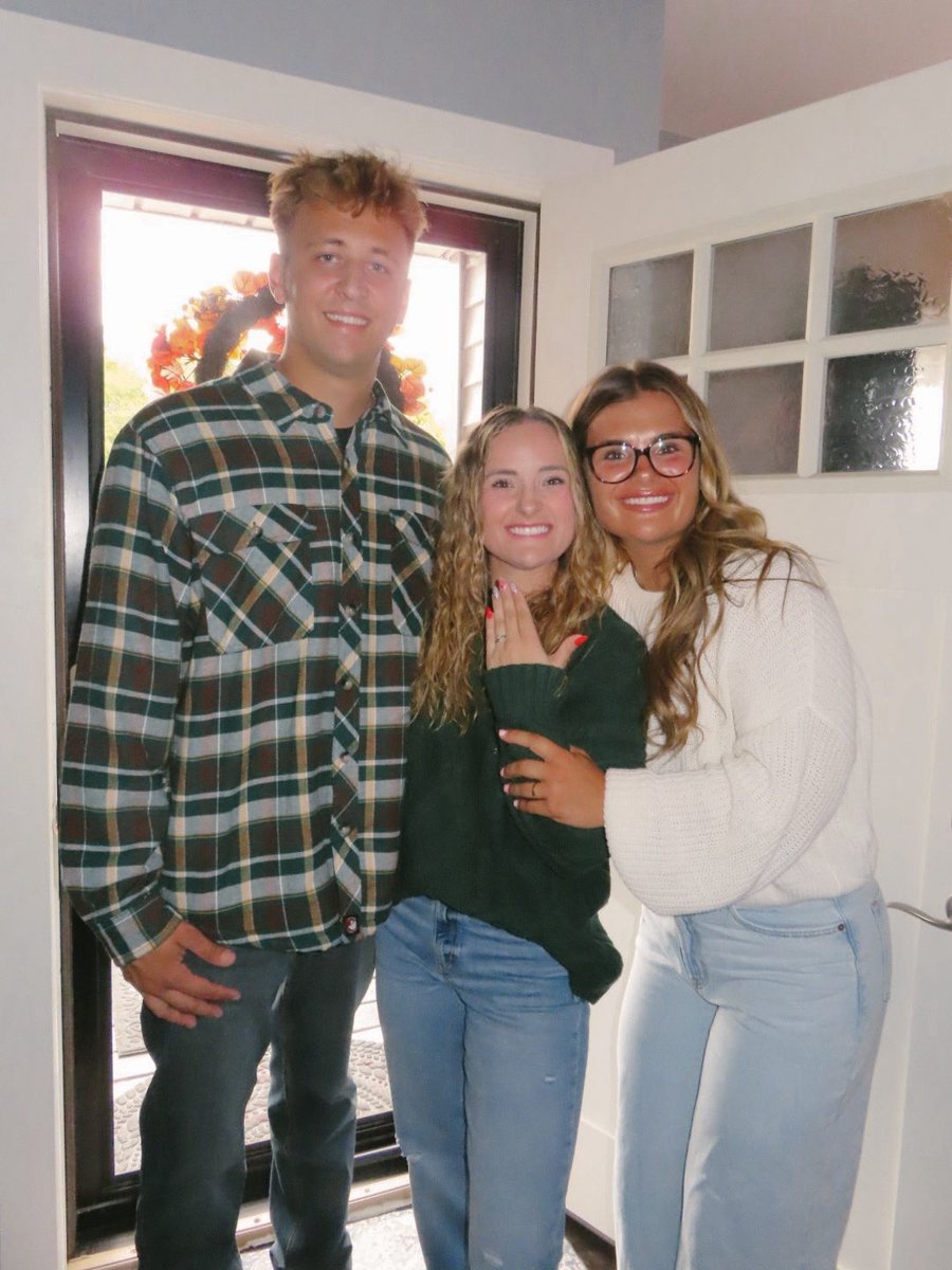 Happy Engagement!!! Love you both 💛💍