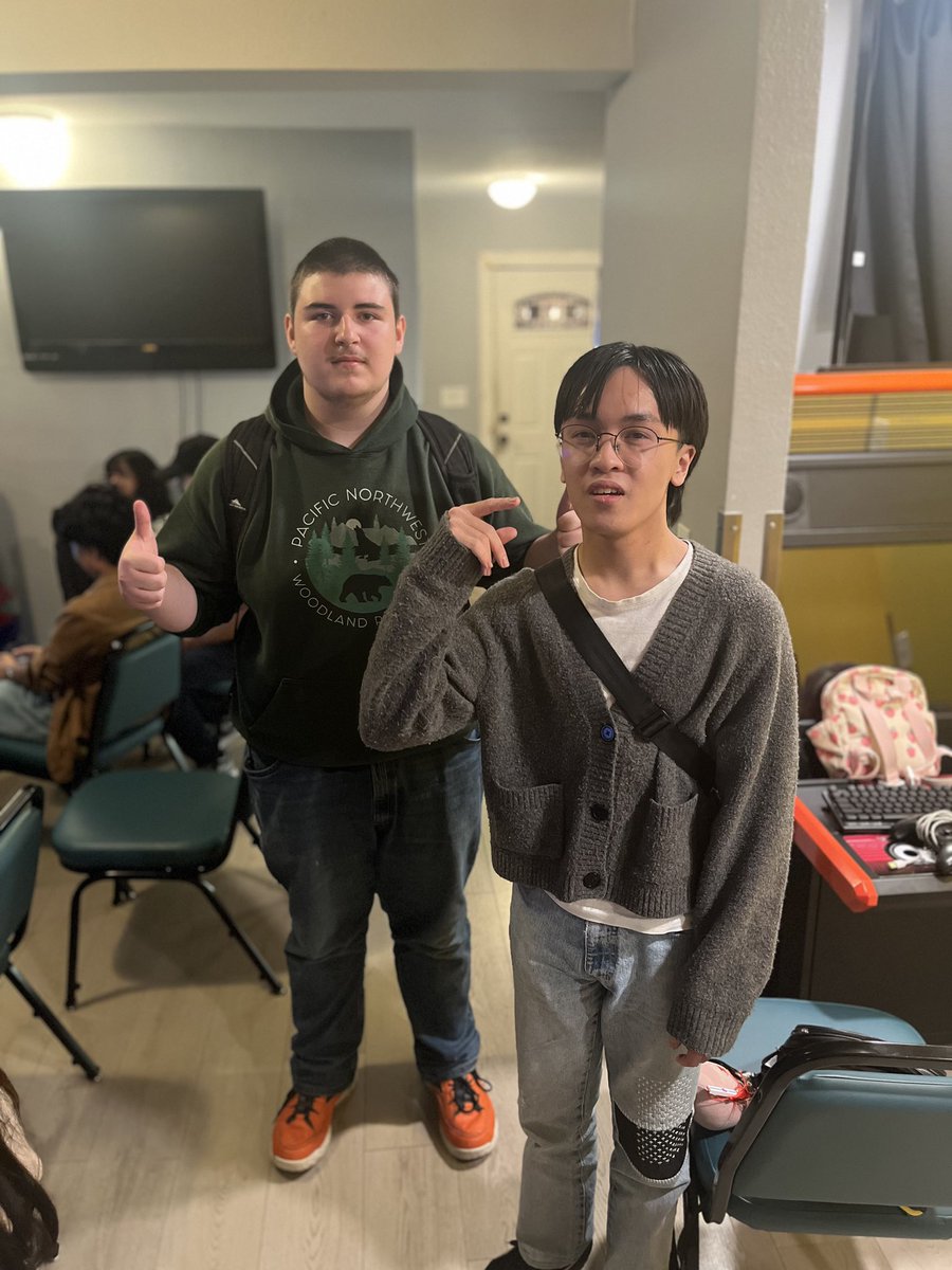 OlyTRC's tweet photo. Results from ULTIMATE THURSDAY #205 at TRC!

ULTIMATE:
1. @CLUNE_notabot 
2. @femmytirachi 
3. @SuperBlanketMan 
4. @ShweepyS 
5. @RasaunWashingt1 &amp; @crooks_ssb 
7. @junip_wa &amp; the bankster

REDEMPTION:
1. @Lucasvsn311 
2. @Lmn_ssbu https://t.co/SxWzz2x2Hf