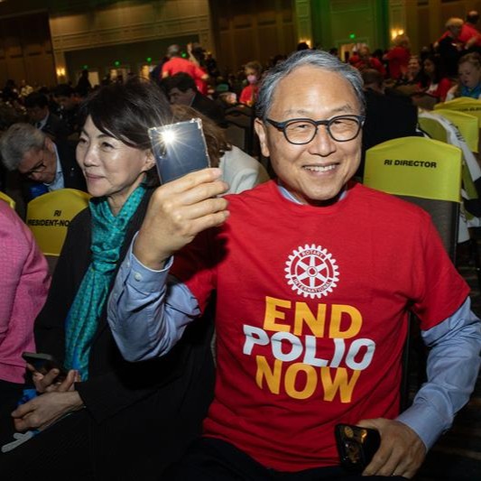 9月5日、2026-27年度国際ロータリーとして選出されたユン・サング氏が、膵臓がんとの闘病の末に逝去されました。1987年にロータリーに入会以来、多くのプロジェクトに関わり、有能なリーダーとして活躍されたユン氏のご冥福を、心よりお祈り申し上げます。on.rotary.org/4p0wj1s