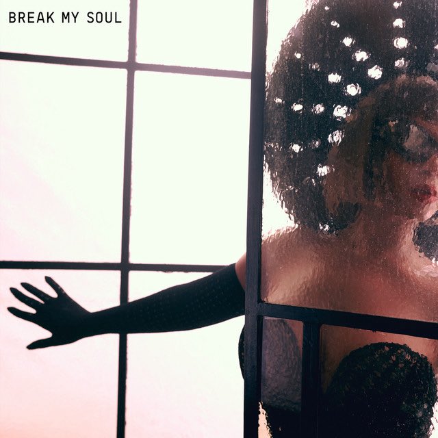 devch5nels's tweet image. 📊| after Beyoncé clears her IG and surprise drops song “BREAK MY SOUL” , the song debuts at #1 on all music platforms. It debuts at #3 on the Hot 100.