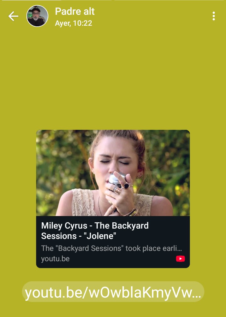 mi padre descubrió a Miley