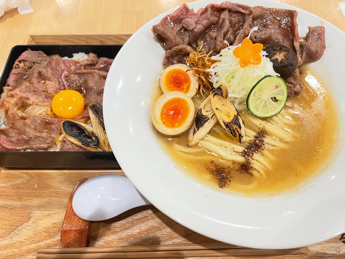 クラウド@ tweet media