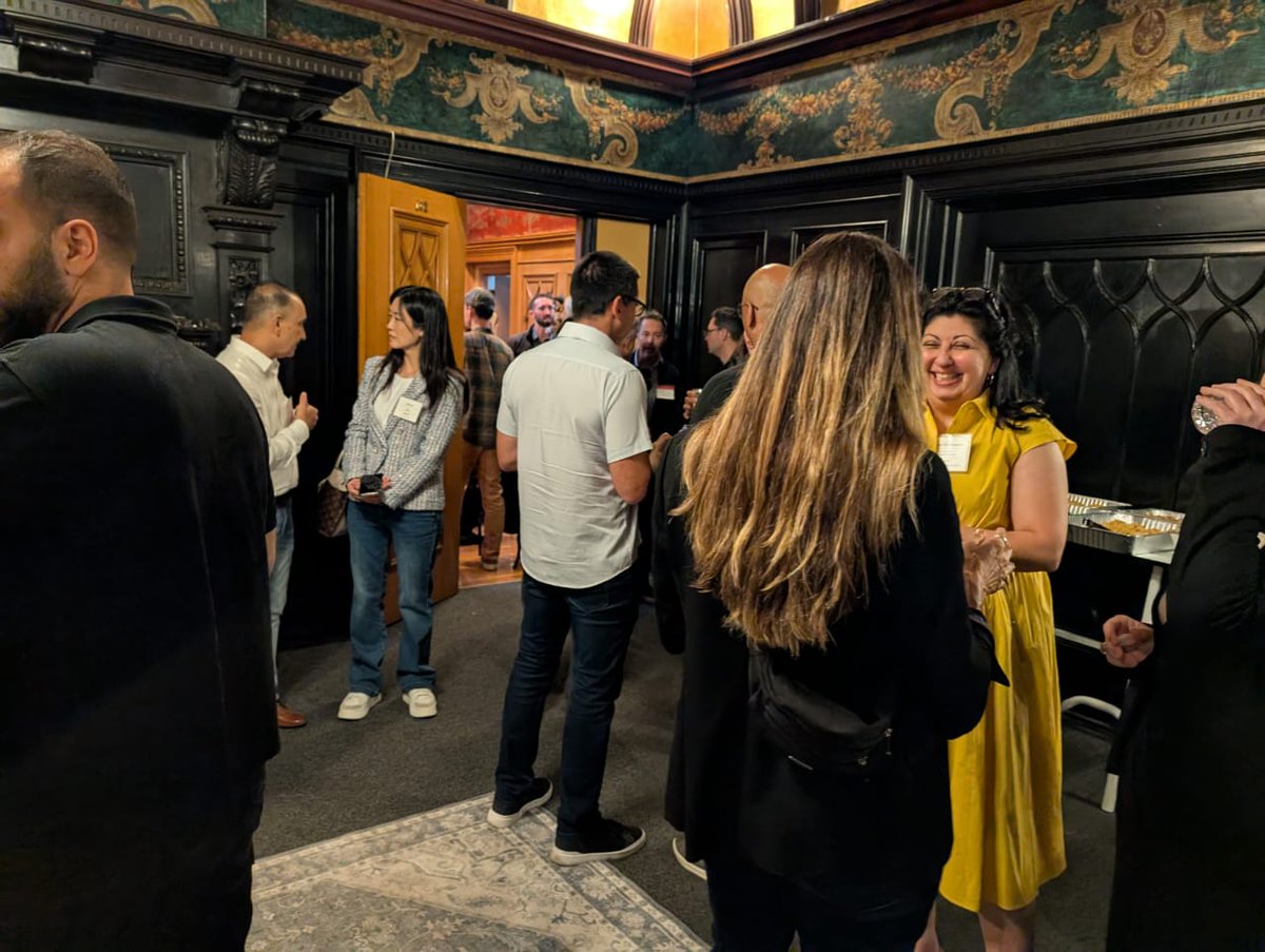 skvreddy's tweet image. #SF Diaries - Day 13  🍽️🍷

Kicked off #TechWeekend with the dinner event. 

#VC turnout was thin, venue crowded… so I stepped out with an @Xsolla leader for a quieter meal.

Funny enough — went to Tech Weekend dinner… ended up having a better one outside. 😅

#SFDiaries…