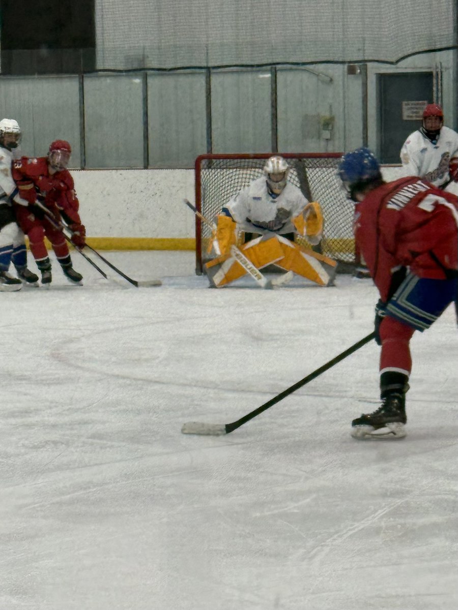 Teams tied at 1 at half, but Moose explode in the 2nd half with 6 goals in route to a 7-2 win over Walleye.  Ben Williams, Owen Hoehn, and Luke Lebens each with 2G in the win.  #ccmhp18u 

Moose - Williams (2), Lebens (2), Anderson, Hoehn (2)

Walleye - Hursh, Spilde