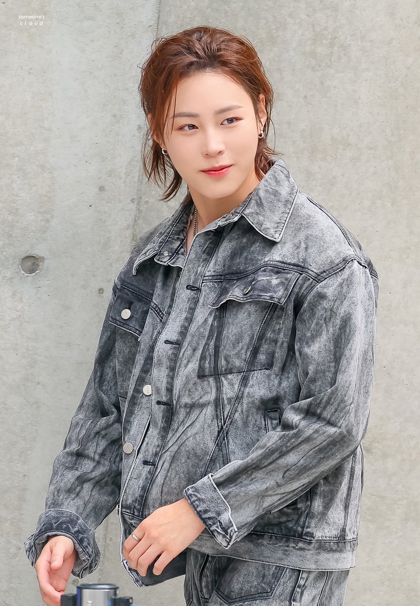 섬원클 tweet media