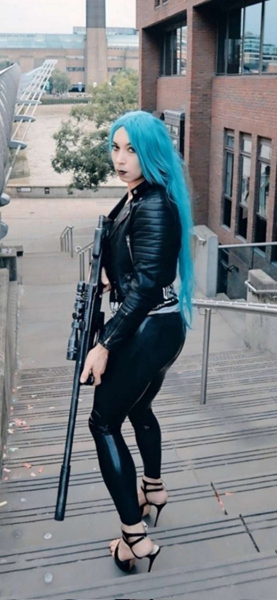 Sniper Droid Girl in latex 🖤

#metalgearsolid #konami #sniper #cybergirl #latex #shiny #leggings #leather #jacket #animegirl #Egirls #Egirl #cosplay