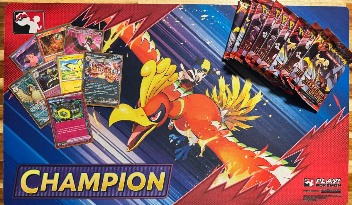 Won today’s cup with <a href="/mattsPoKeTweets/">matt’s PokeTweets ➡️ Toronto 🇨🇦</a> and I’s Zard list. It was an awesome time rolling all the way to the finals together with the same 60.  
#zarddominance +18CP
Got some good testing in after as well- it was a great day to play some pokemon!
