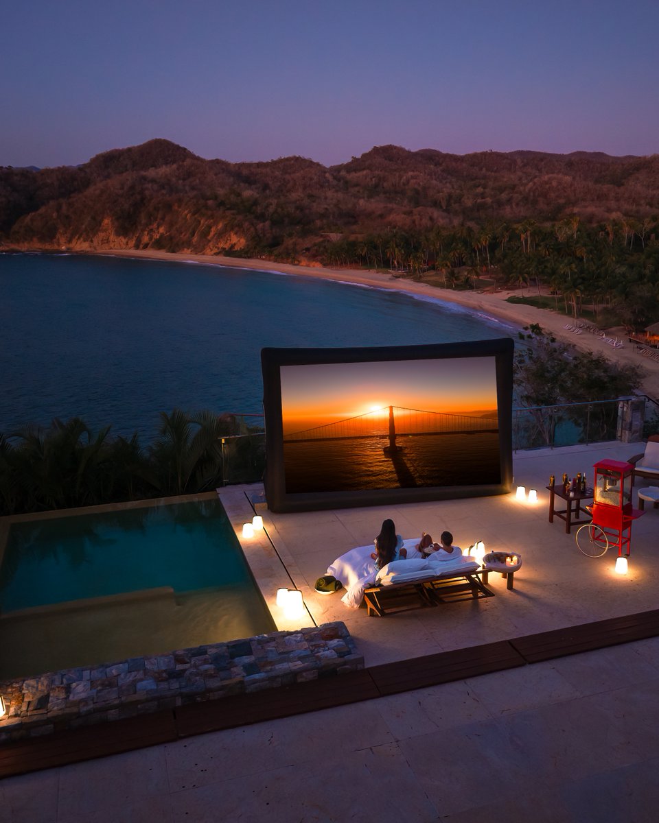 FSTamarindo's tweet image. Our beach houses bring space, serenity, and seclusion to make every moment yours. From private chef dinners to wellness on the lawn, poolside days, or barefoot steps to the beach—the possibilities are endless, the privacy unmatched.

#FSTamarindo #ExperienceFS #FSResidenceRentals