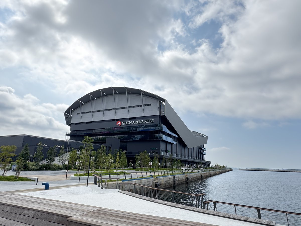 ヨルシカ LIVE TOUR 2025「盗作再演」 兵庫・GLION ARENA KOBE 公演