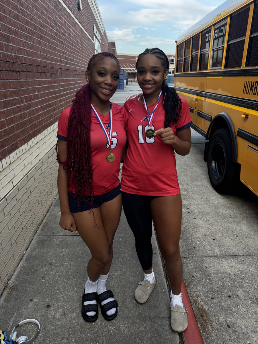 Varsity finished the CCISD Tournament earning 4th overall with a big rematch win over Cy Ranch. Congrats to Amiria &amp; Jordan for being named to the All-Tournament Team! 🔥👏