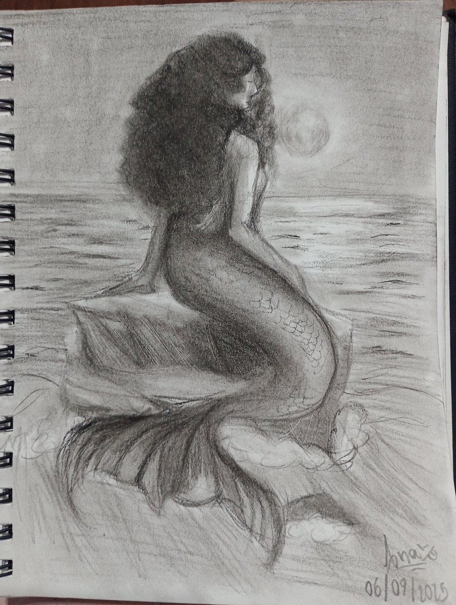 sketchblook's tweet photo. 🌕 — Sereia

#arte https://t.co/IEfd0TP2qr