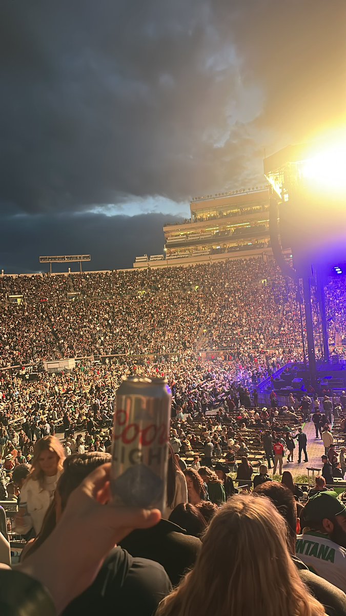 Reilly Fangman (@reillyfangman) on Twitter photo This feels illegal. Go Irish, go Shane, go Zach This feels illegal. Go Irish, go Shane, go Zach