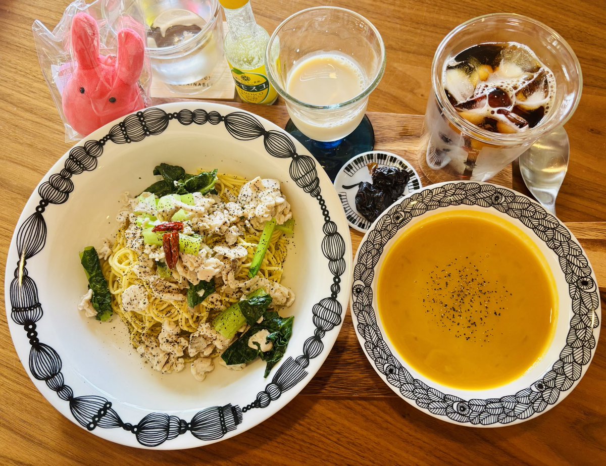 Good Morning!
It's fine@TOKYO.

【本日】#MsCAFE #MsBAR Tour Final東京❣️

もっけに応援されつつな朝ごはん。
昼夜共にSOLD OUT。感謝です！
めちゃめちゃCoolでSweetな時間を過ごしましょう😉💕

大佳境の #花子くんアニメ 16:30〜放送！
そして10月は再上映祭❤️
#劇場版呪術廻戦0 #エヴァ