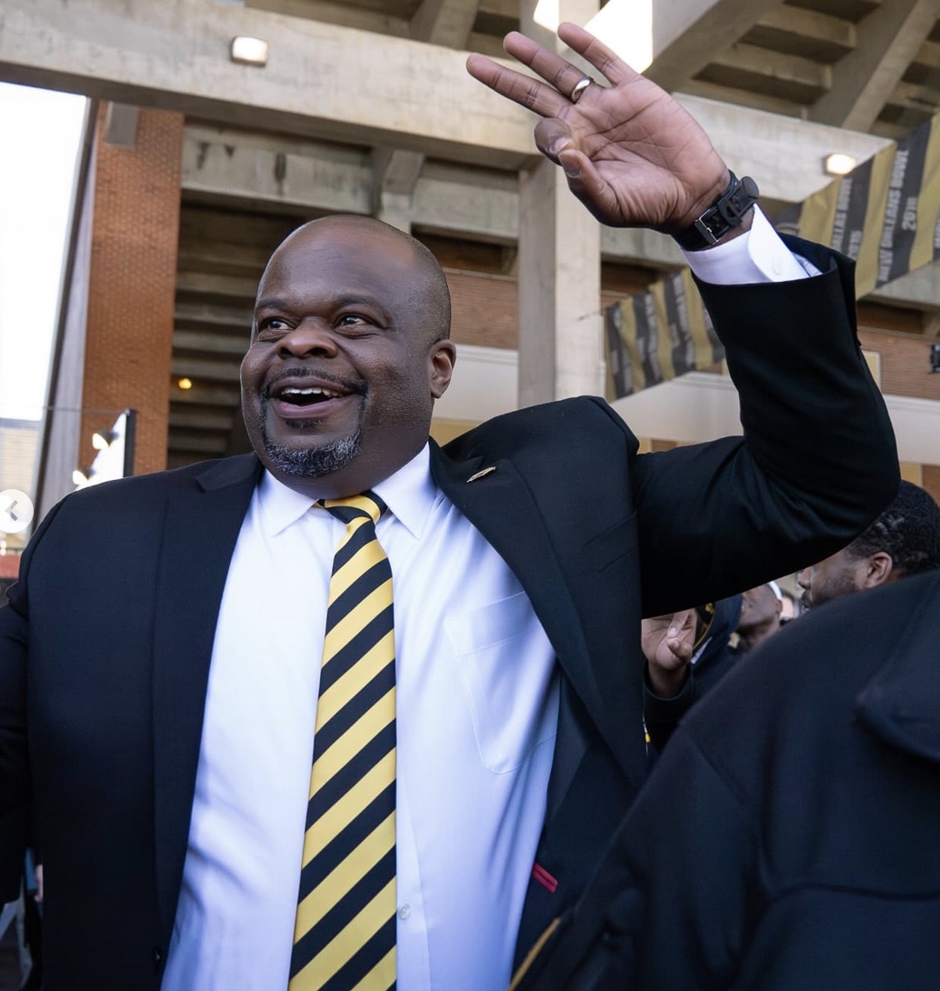 Luke Johnson (@luke_johnson1) on Twitter photo Congratulations to <a href="/CoachHuff/">Charles C. Huff</a> as he passes Ellis Johnson for career head coaching wins <a href="/SouthernMissFB/">Southern Miss Football</a>. #SMTTT Congratulations to <a href="/CoachHuff/">Charles C. Huff</a> as he passes Ellis Johnson for career head coaching wins <a href="/SouthernMissFB/">Southern Miss Football</a>. #SMTTT