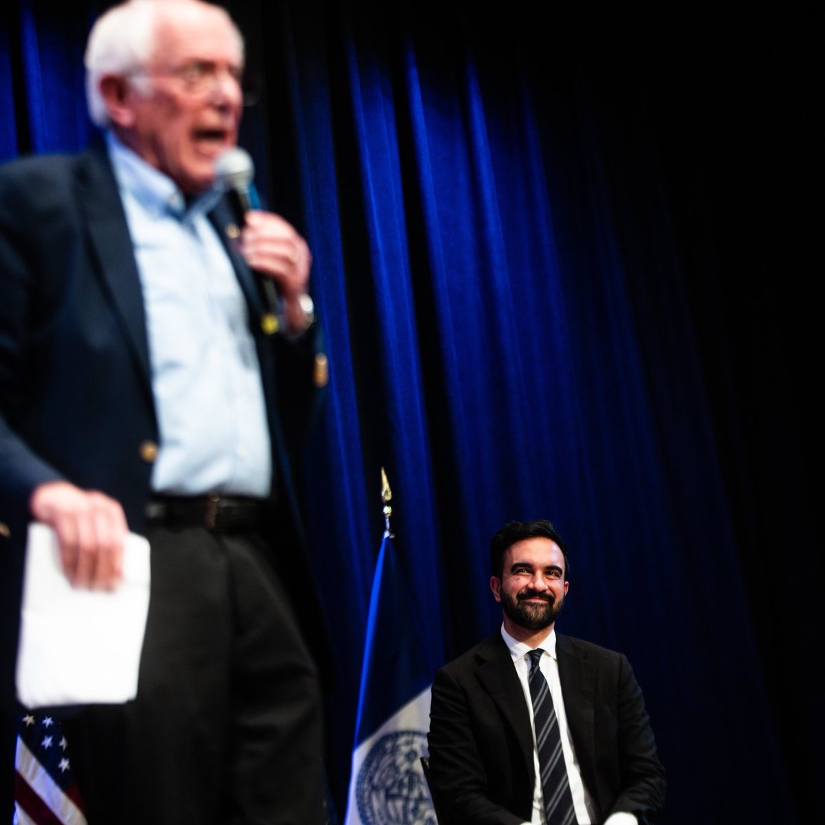 BernieSanders's tweet photo. Great event at Brooklyn College with @ZohranKMamdani.

The NYC mayor's race is not just about who wins. It's about whether ordinary citizens have ANY power in our democracy, or whether billionaires control it all. We can't let them win. https://t.co/7Ran09BSCm