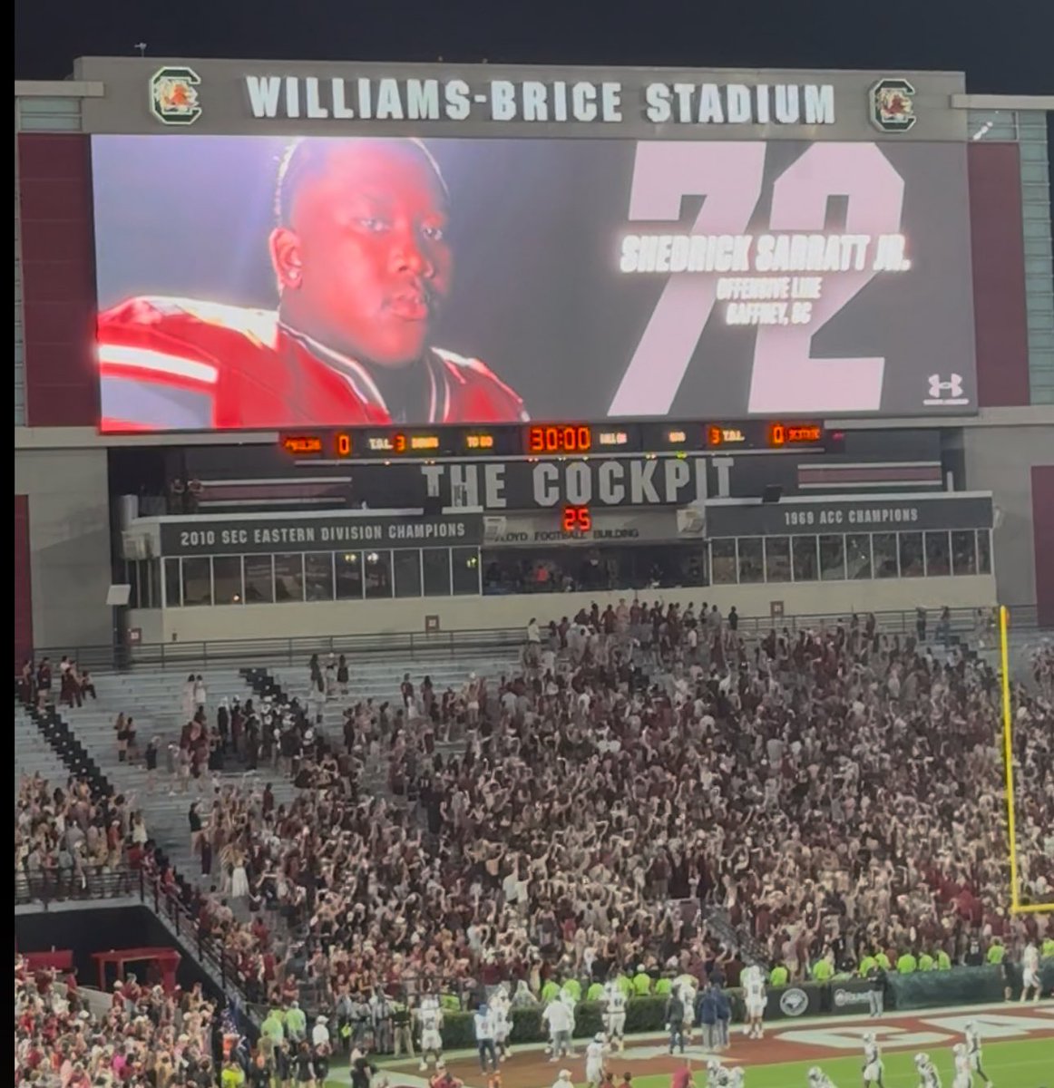 And starting at LG for the <a href="/GamecockFB/">South Carolina Football</a> from Gaffney,SC 

<a href="/ShedSarratt_/">shed.</a>