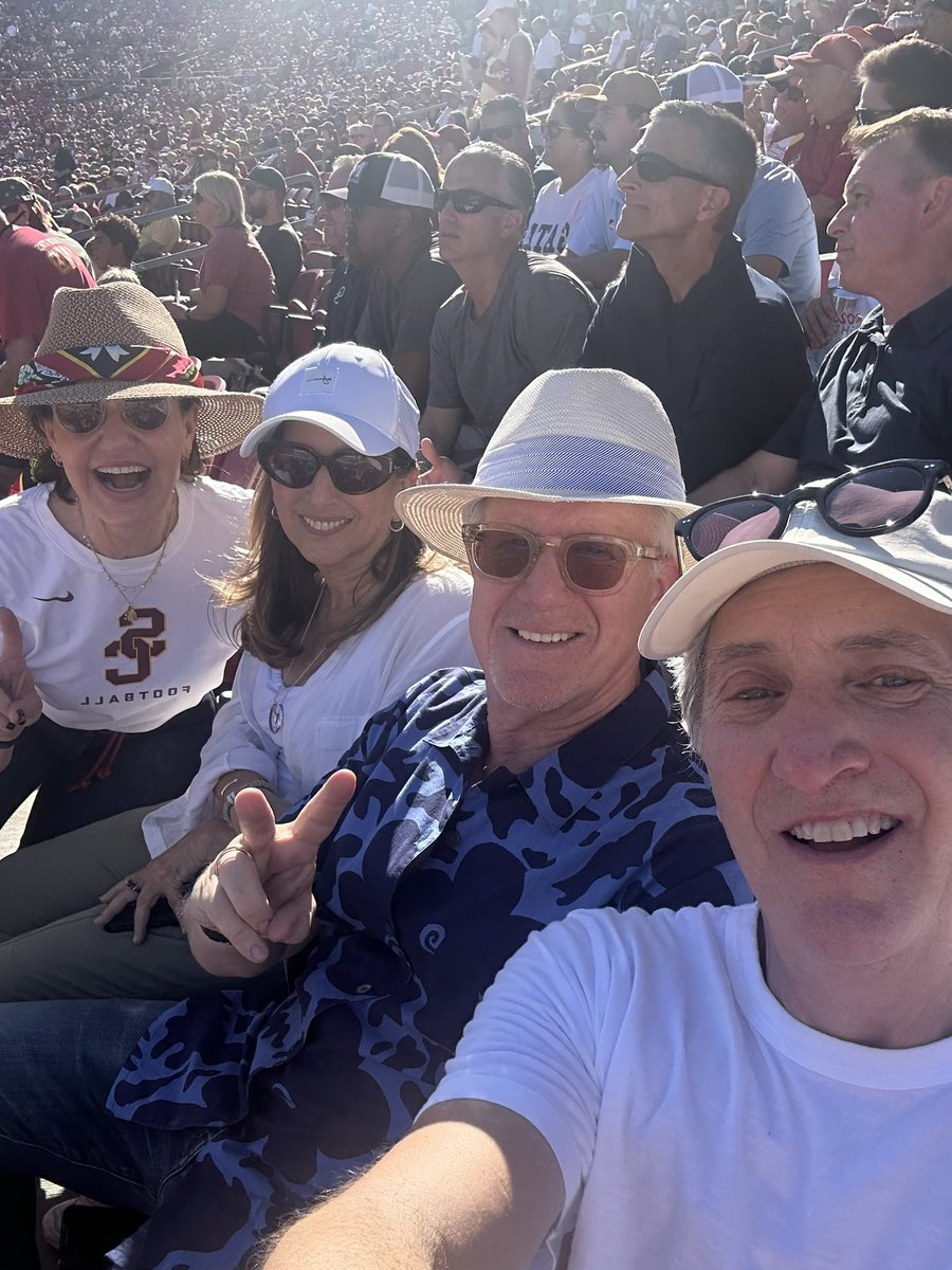 TRACY B SMITH tweet media