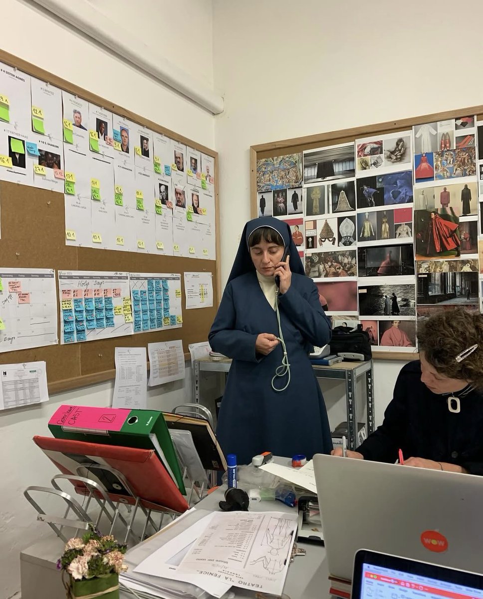 秋までは (@zoartqvo2s8867) on Twitter photo 