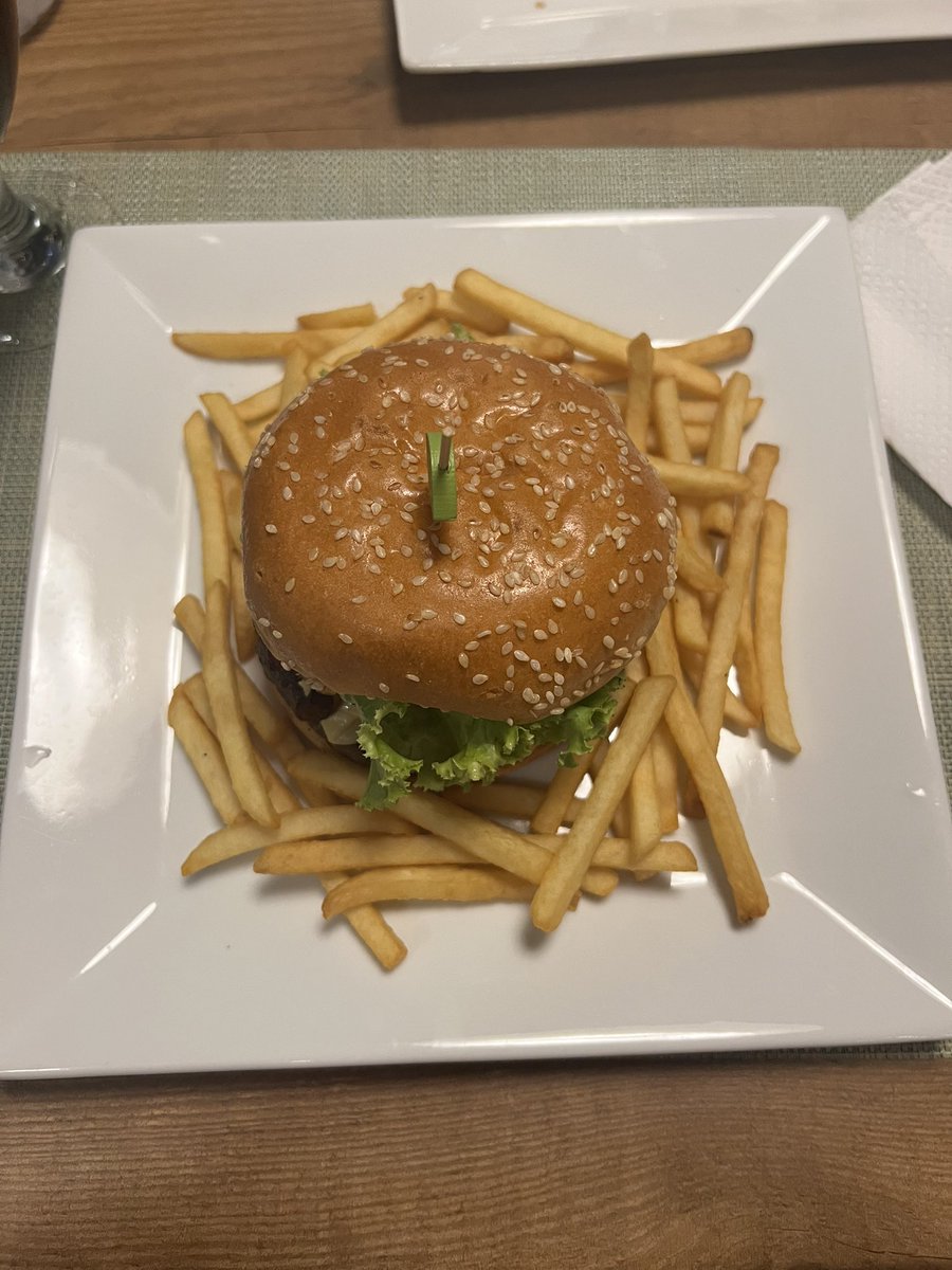 This food fucking sucked. I keep forgetting not to order burgers from places that aren’t specifically for burgers