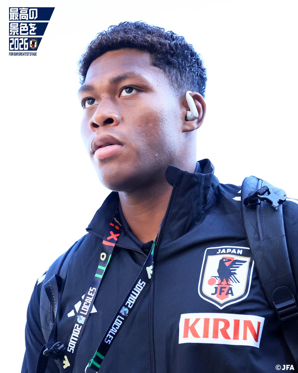 🔹𝗦𝗔𝗠𝗨𝗥𝗔𝗜 𝗕𝗟𝗨𝗘🔹 選手たちがスタジアムに到着🏟🚌 #鈴木彩