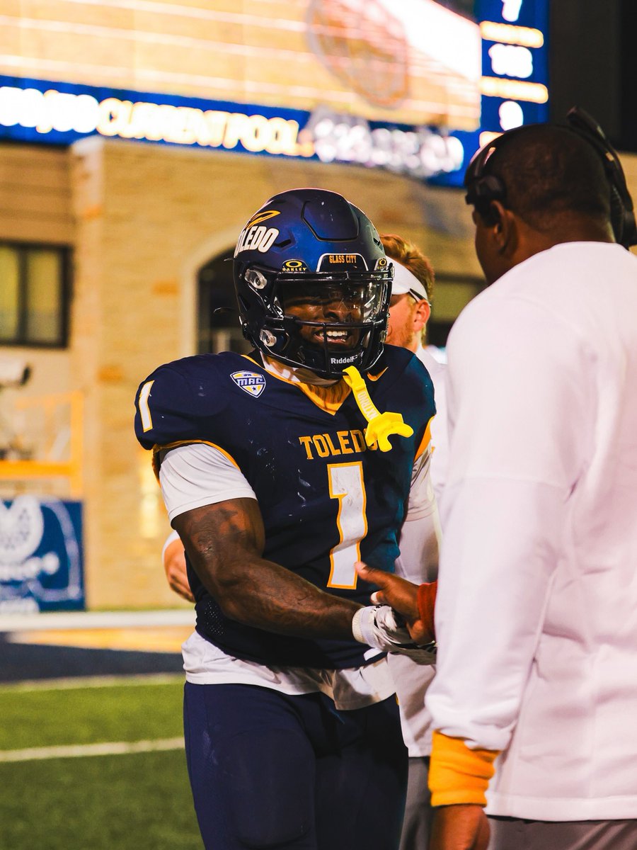 Have yourself a day, Chip! First-ever 3-TD game of Trayanum's career! 🚀

#TeamToledo