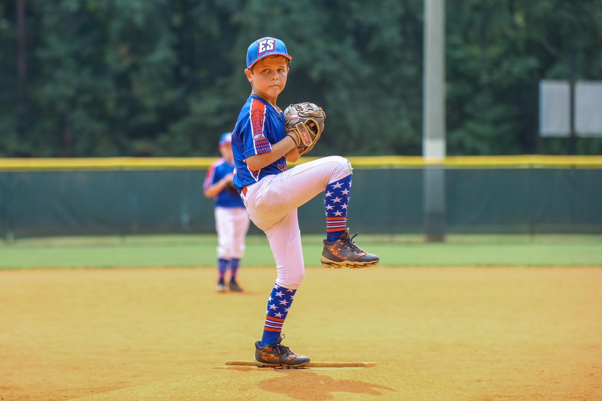 My favorite southpaw was carving today. Go get em, Max!