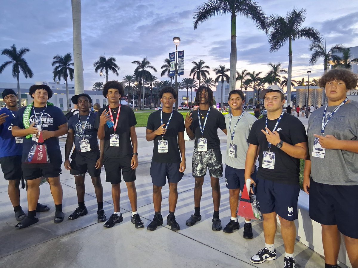Game Day visit at FAU for some of our SilverHawks!