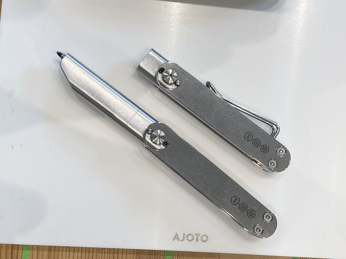 pen-info tweet media