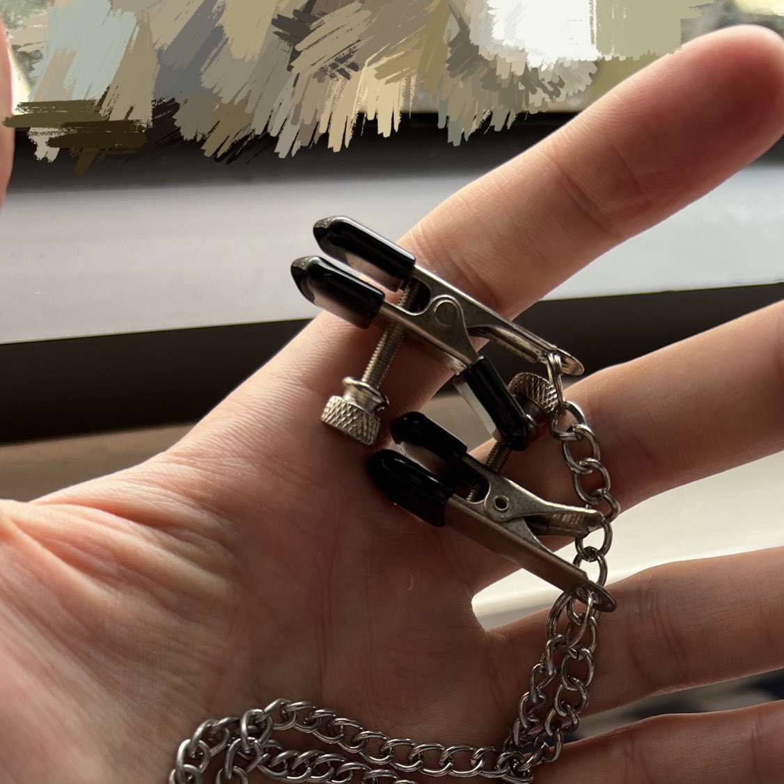 在櫃子深處找到一些東西
PO一個清淡一點的😳