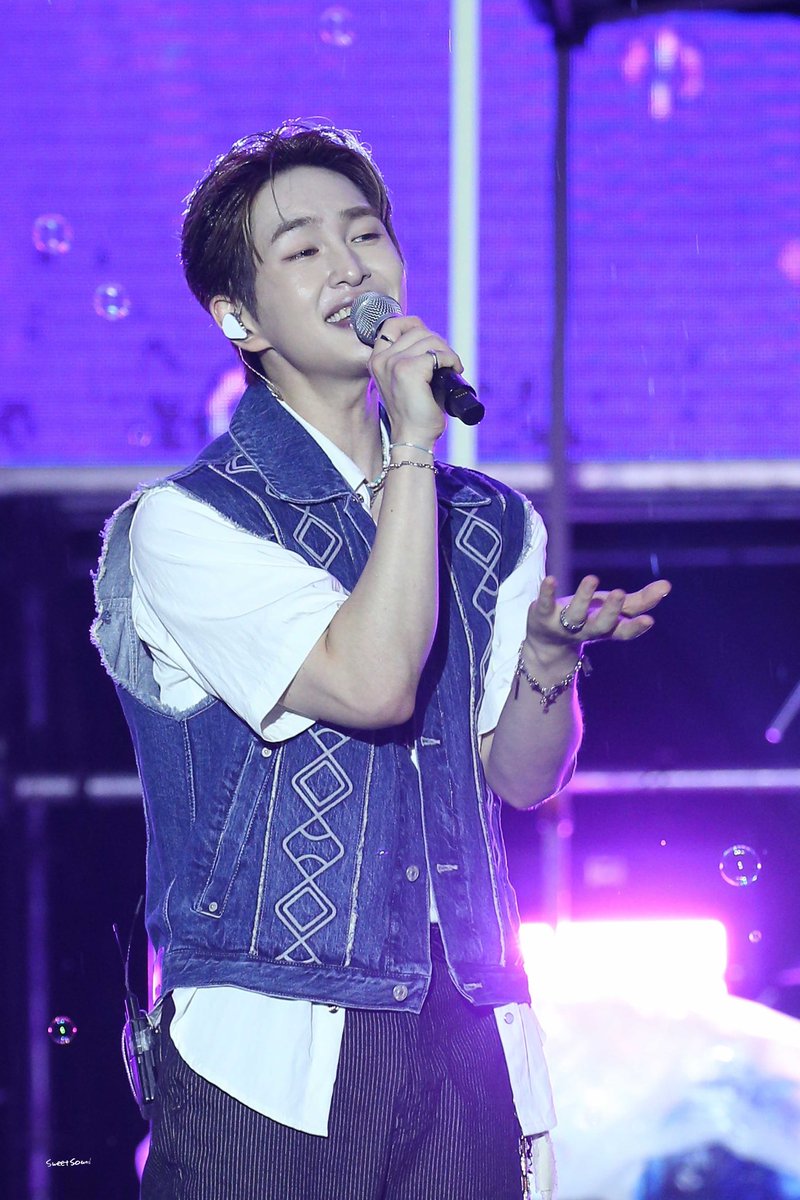 250906 썸데이 페스티벌

🩵

#온유 #ONEW