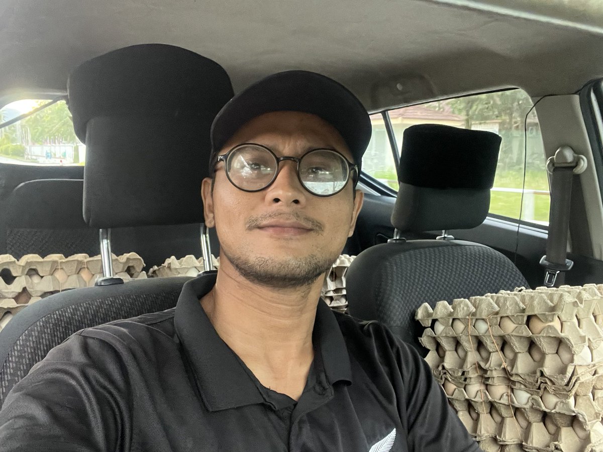 Delivery ayam &amp; tolo harini.

Kali ini daerah petaling jaya menduduki carta bilangan orda terbanyak - 15 orda

Disusuli shah alam &amp; klang - 10 orda

Bagi order ayam terbanyak adalah dari cyberjaya - 10 ekor ayam dlm 1 resit

Diikuti gombak - 6 ekor ayam dlm 1 resit

Alhamdulillah