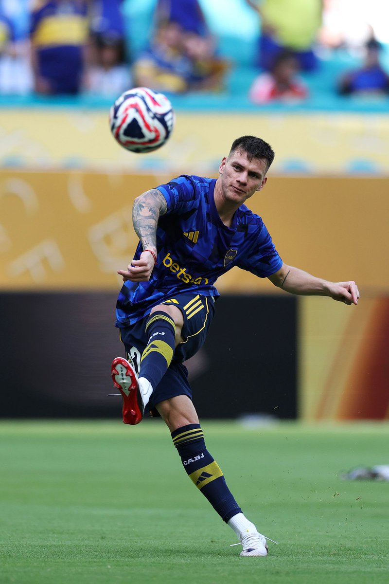 Oliveira32Pablo's tweet photo. O #CSKAMoscou demonstrou interesse em contratar o ponta argentino #KevinZenón do #BocaJuniors, de 24 anos, e apresentou uma oferta.
 O clube argentino REJEITOU a oferta do clube russo.
 A situação é urgente, já que as janelas de transferências europeias estão se fechando em breve https://t.co/tarSjfNPyi