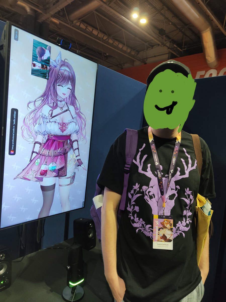 ShadowPear's tweet image. VeXpo Day 2:

I had the honour of meeting 2 Vtubers I admire greatly, @essie_ch and @mioricelesta. They were so sweet and kind despite me just nervously singing their praises.

(If you see this Essie, I meant it, have confidence)

#VeXpo2025