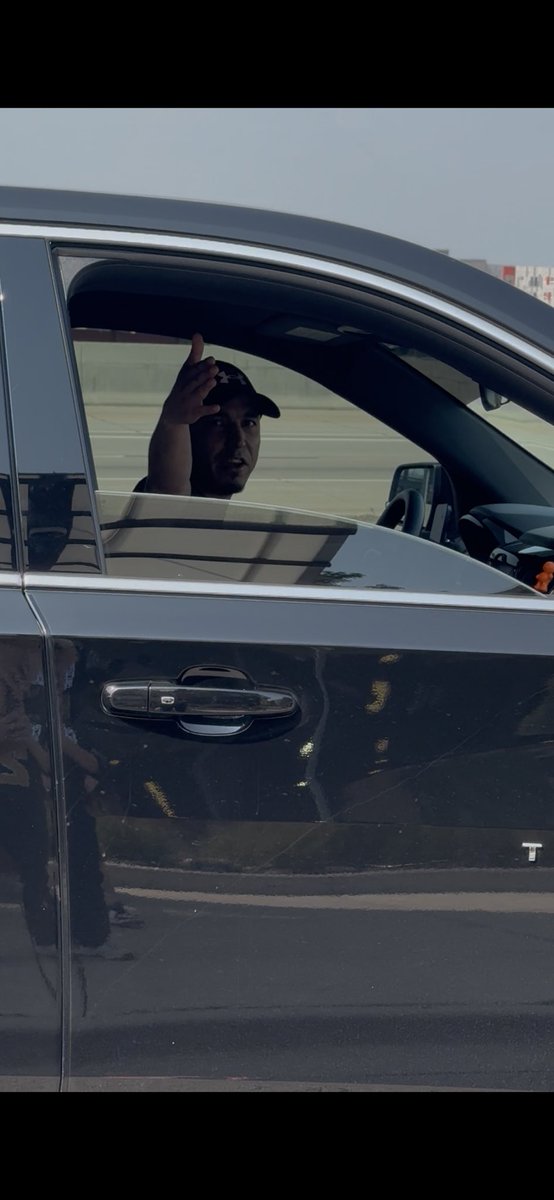 therealLwool's tweet photo. I’d love to know why @Uber hasn’t provided any update on this driver who dropped me off on the side of the highway in Denver and drove off with a gun gesture #uber https://t.co/RD4gN9uFSO